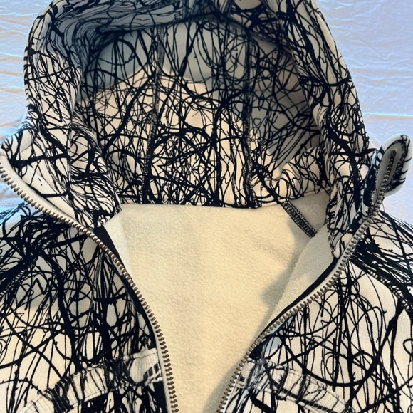 Lululemon Marble Print Scuba Hoodie Size 6 - Picture 4 of 7